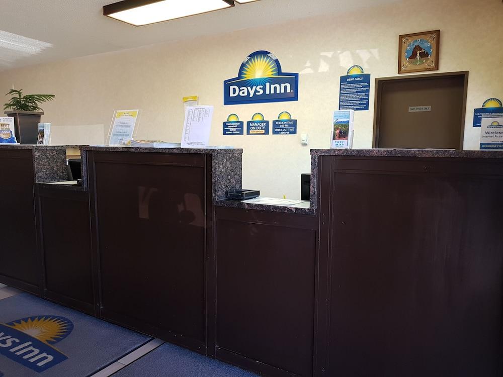 Days Inn By Wyndham Cortez Esterno foto