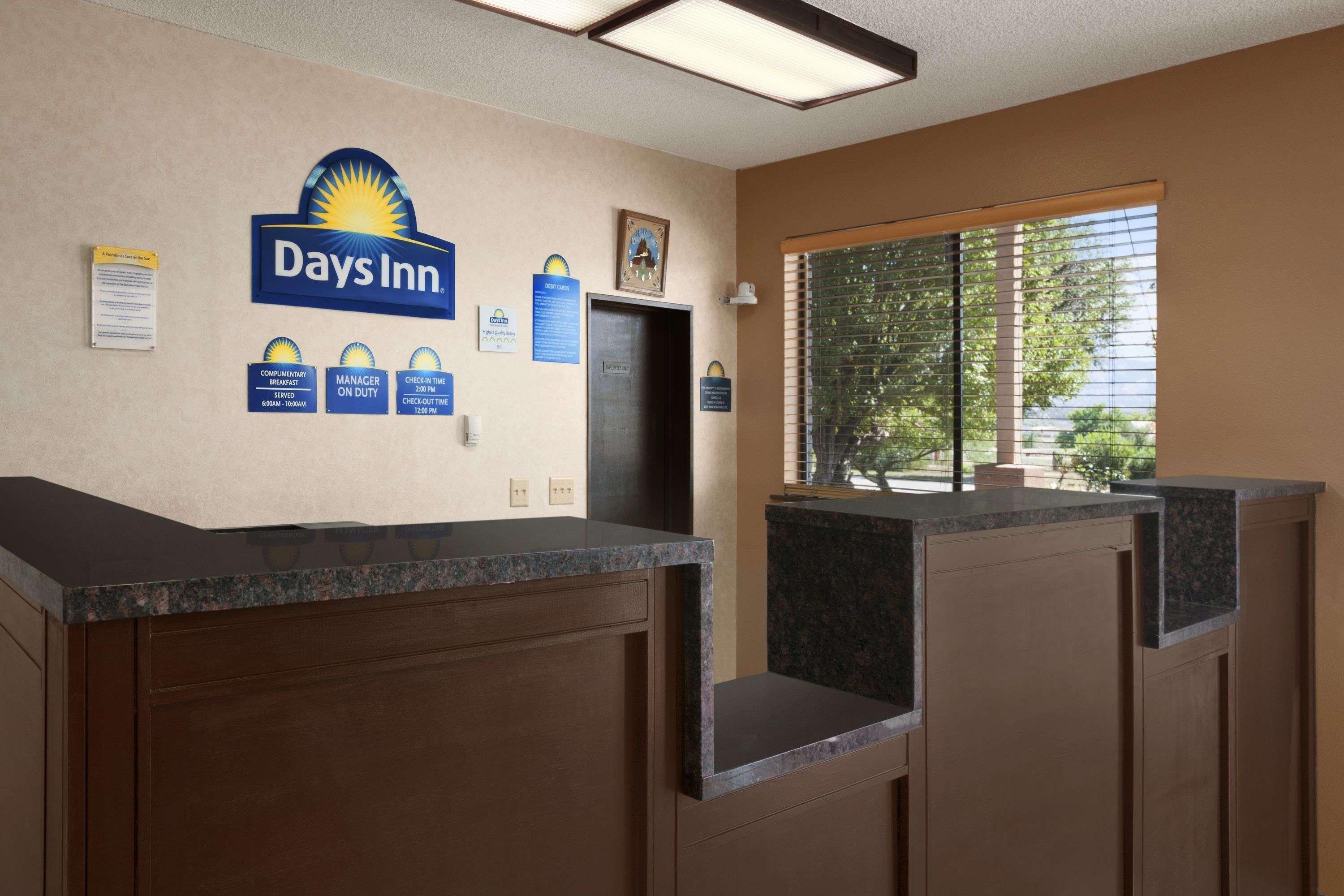 Days Inn By Wyndham Cortez Esterno foto